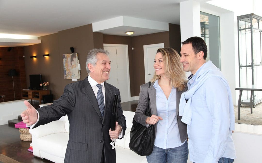 5 Reasons to Hire a Real Estate Agent When Buying a Home